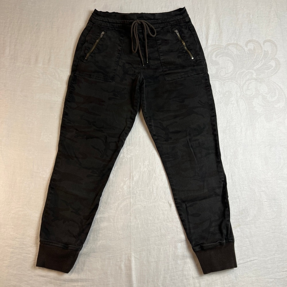 Level 99 Jogger Pants Women's Medium Camo Cargo Pockets Zipper Drawstring Waist